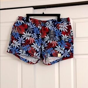 Petite Shorts 4.5” inseam NWT